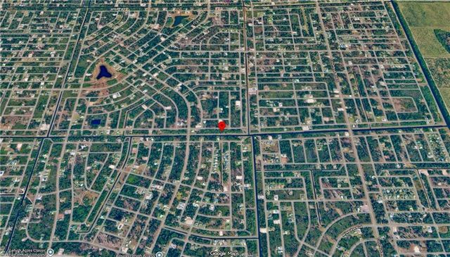 1018 Lakeside DR, Lehigh Acres, FL 33974