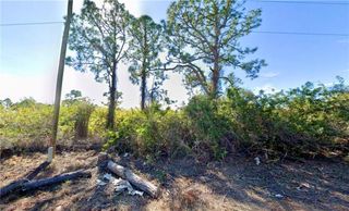 1018 Lakeside DR, Lehigh Acres, FL 33974
