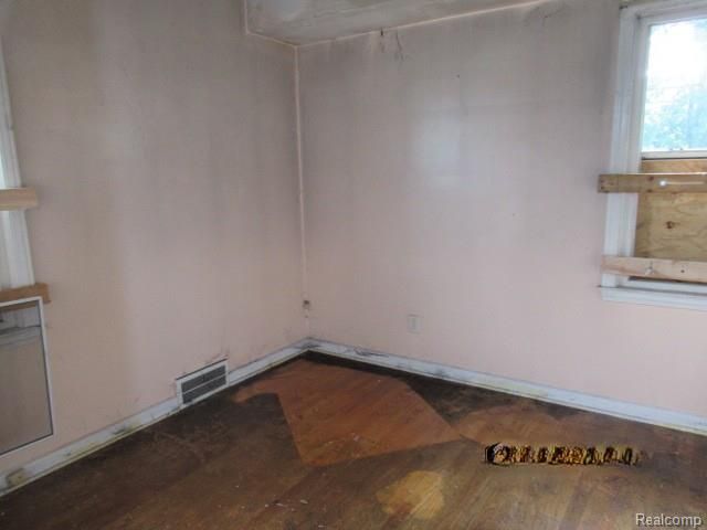 20694 Mccormick Street, Detroit, MI 48224