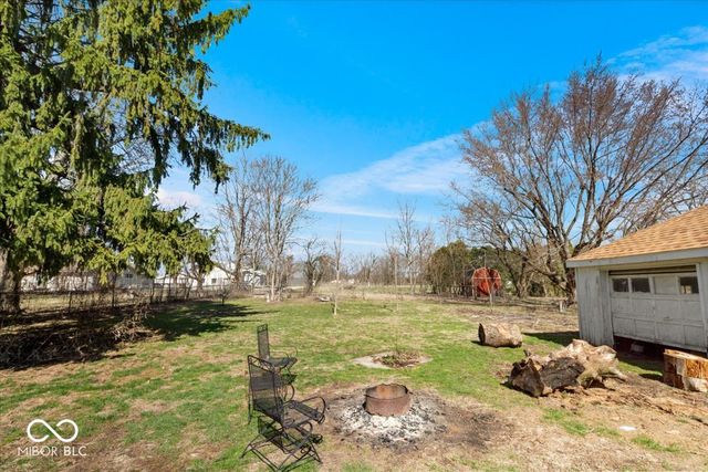 206 E Main Street, New Market, IN 47965