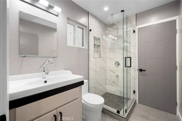 1361 Alameda Avenue A, Glendale, CA 91201