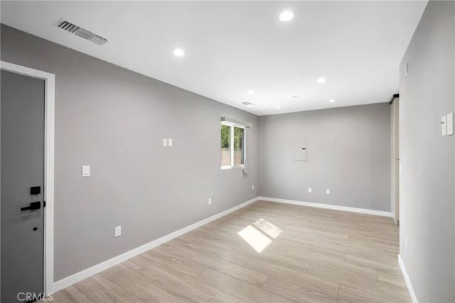 1361 Alameda Avenue A, Glendale, CA 91201