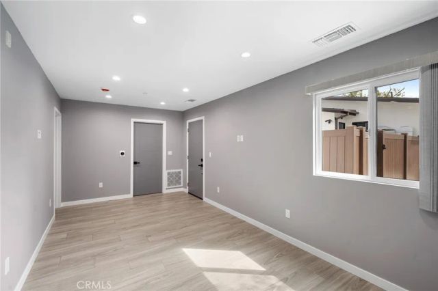 1361 Alameda Avenue A, Glendale, CA 91201