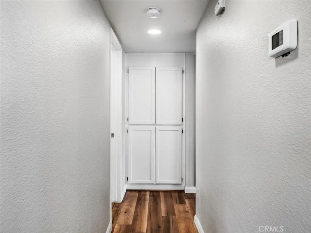 19183 Elm Dr, Apple Valley, CA 92308