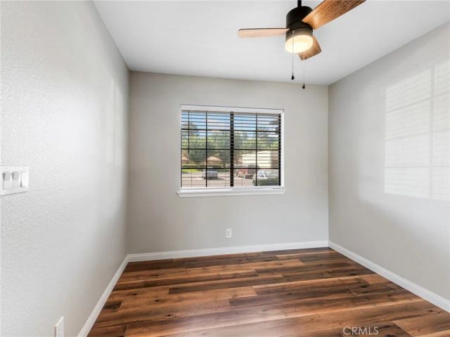 19183 Elm Dr, Apple Valley, CA 92308