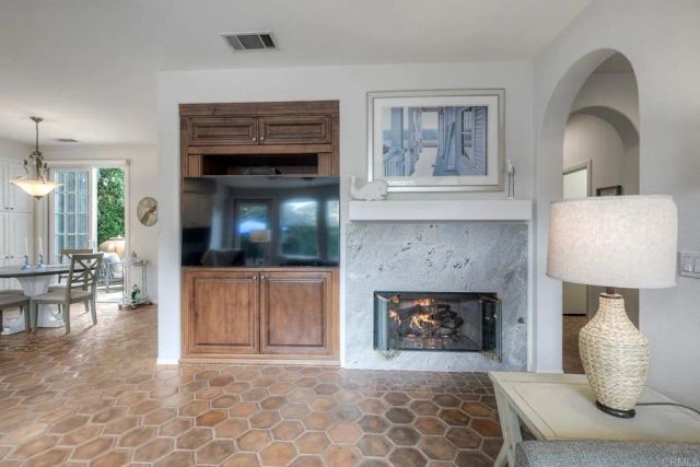 688 Cypress Hills Drive, Encinitas, CA 92024