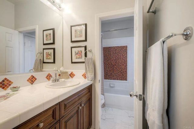 688 Cypress Hills Drive, Encinitas, CA 92024
