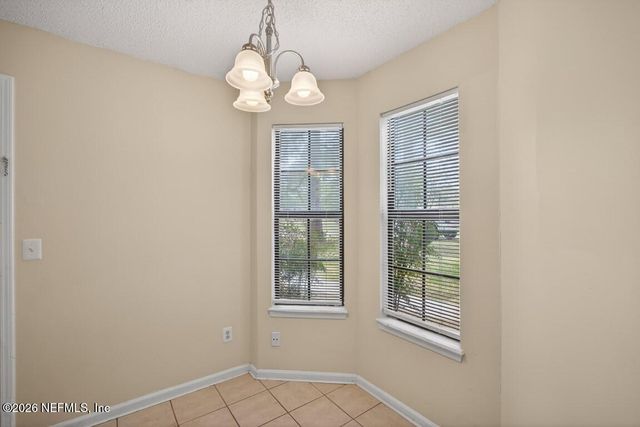 8725 HUNTINGTON WOODS Circle N, Jacksonville, FL 32244