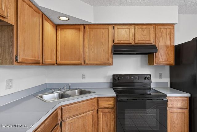 8725 HUNTINGTON WOODS Circle N, Jacksonville, FL 32244