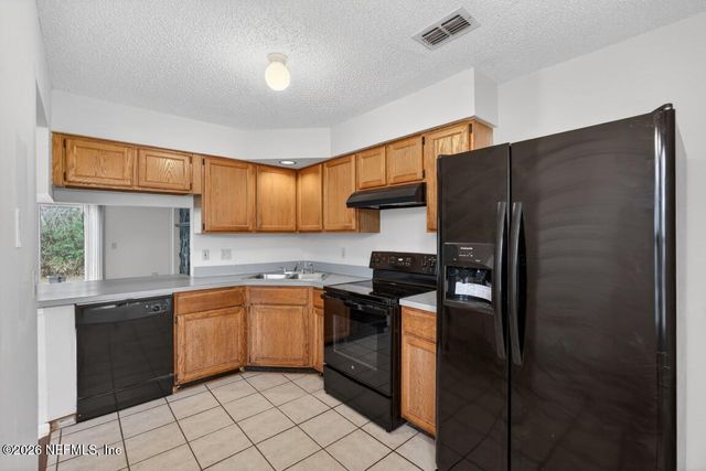 8725 HUNTINGTON WOODS Circle N, Jacksonville, FL 32244