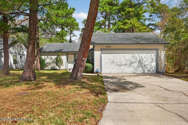 8725 HUNTINGTON WOODS Circle N, Jacksonville, FL 32244