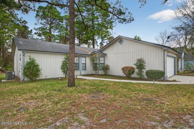 8725 HUNTINGTON WOODS Circle N, Jacksonville, FL 32244