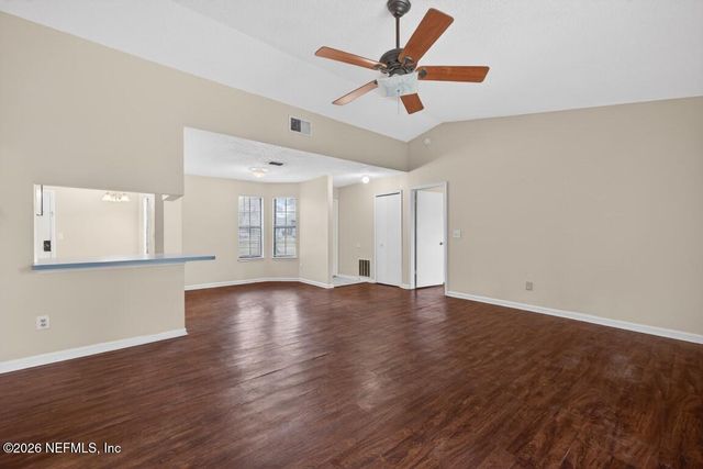 8725 HUNTINGTON WOODS Circle N, Jacksonville, FL 32244