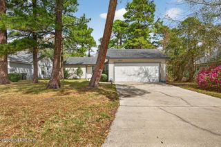 8725 HUNTINGTON WOODS Circle N, Jacksonville, FL 32244