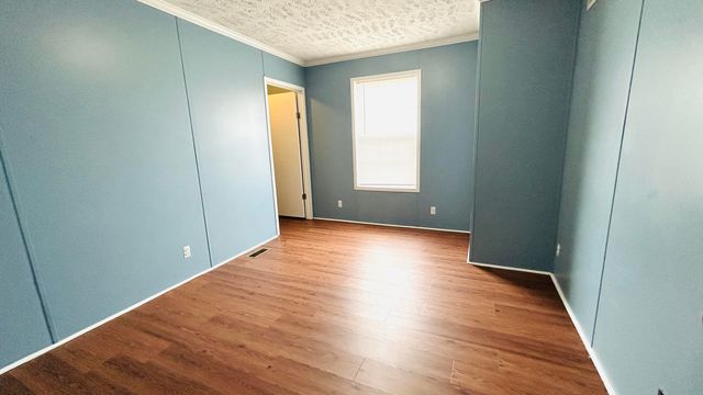 1171 Flat Lick Road, London, KY 40744