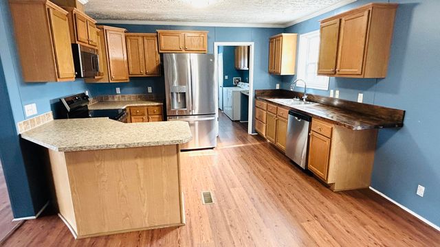 1171 Flat Lick Road, London, KY 40744