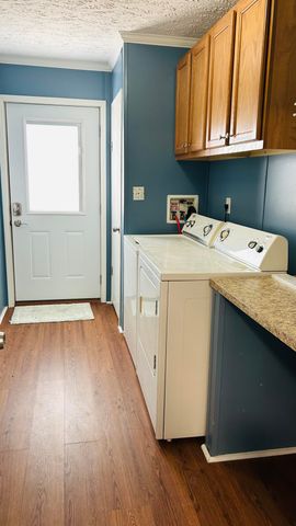 1171 Flat Lick Road, London, KY 40744