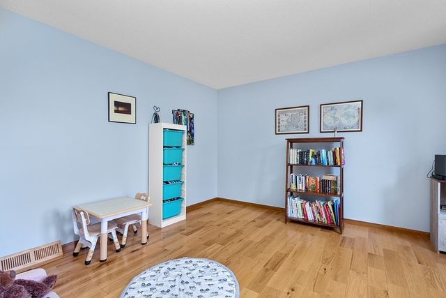 63 Bayberry Cmn 63, Franklin, MA 02038
