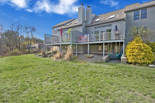 63 Bayberry Cmn 63, Franklin, MA 02038