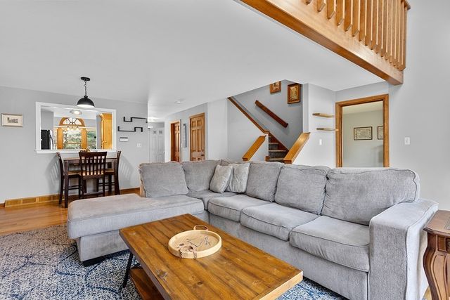 63 Bayberry Cmn 63, Franklin, MA 02038