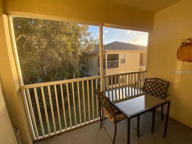 2866 CLUB CORTILE CIRCLE B, Kissimmee, FL 34746