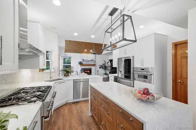 525 W Prestwick Way, Castle Rock, CO 80104