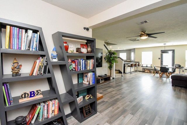 2615 Palmetto Valley Drive, Houston, TX 77038