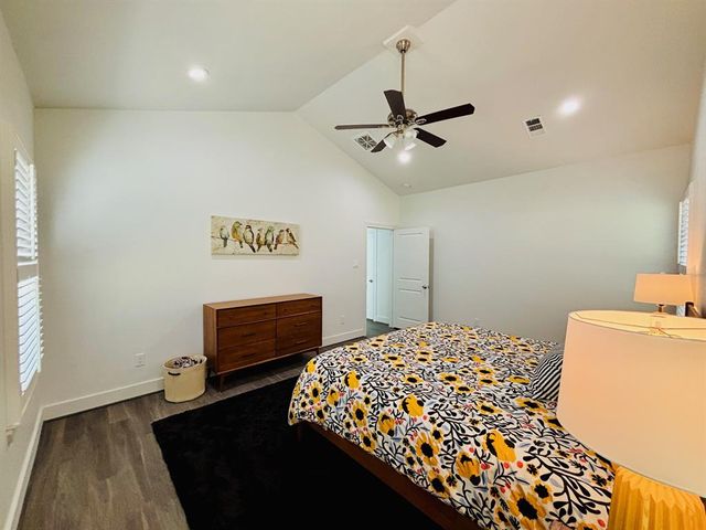 118 Wick Willow Road, Montgomery, TX 77356