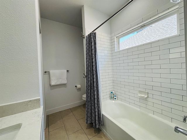 118 Wick Willow Road, Montgomery, TX 77356