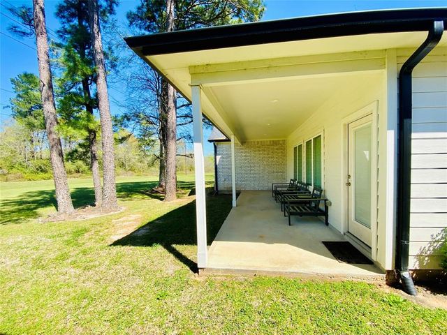 118 Wick Willow Road, Montgomery, TX 77356