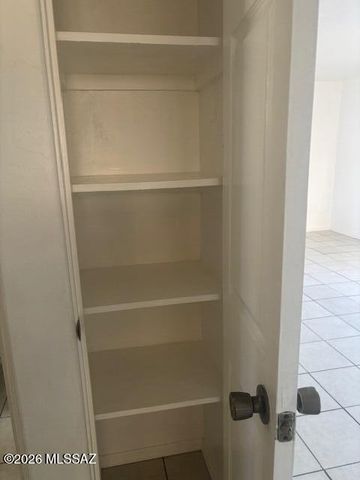 4602 E Calle Corta, Tucson, AZ 85712