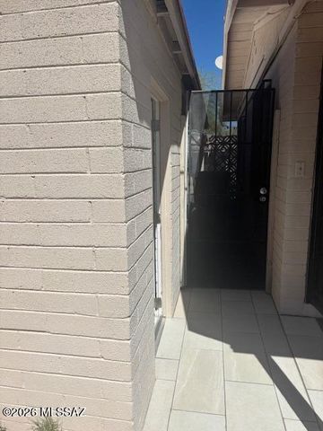 4602 E Calle Corta, Tucson, AZ 85712