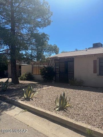 4602 E Calle Corta, Tucson, AZ 85712
