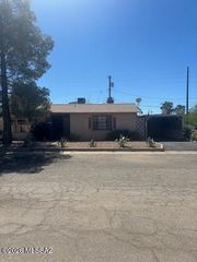 4602 E Calle Corta, Tucson, AZ 85712