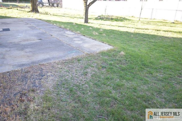 1 Lee Avenue A, Sayreville, NJ 08879