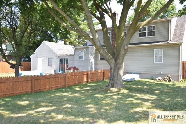 1 Lee Avenue A, Sayreville, NJ 08879