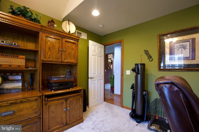 5840 ASPEN LN, Enola, PA 17025