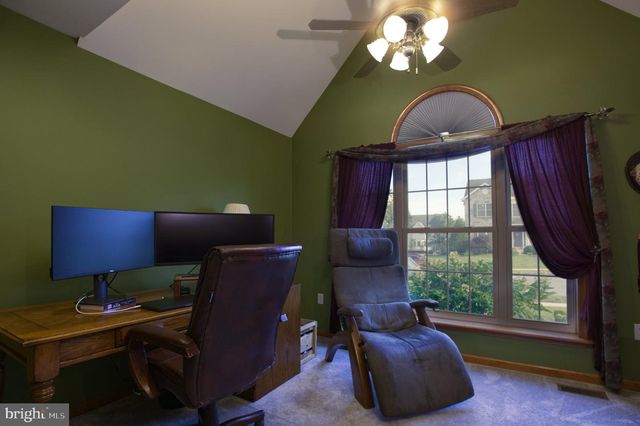 5840 ASPEN LN, Enola, PA 17025