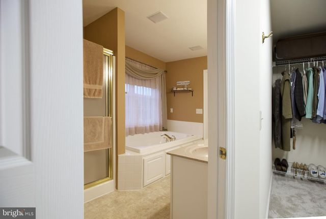 5840 ASPEN LN, Enola, PA 17025