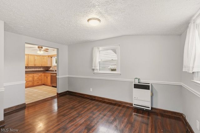 1637 Hanover Street, Cuyahoga Falls, OH 44221