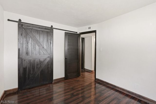 1637 Hanover Street, Cuyahoga Falls, OH 44221