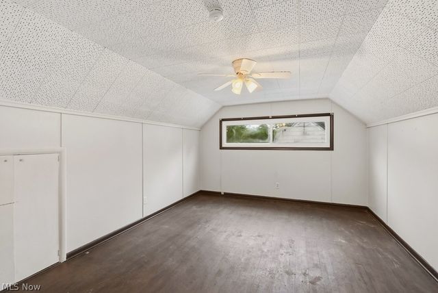 1637 Hanover Street, Cuyahoga Falls, OH 44221