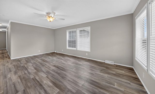 262 Riviera Drive, Lapeer, MI 48446