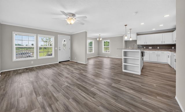 262 Riviera Drive, Lapeer, MI 48446