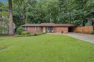 3095 Woodland Drive NW, Kennesaw, GA 30152