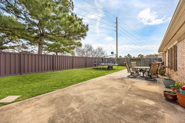 10022 Cedar Creek Court, Brookshire, TX 77423