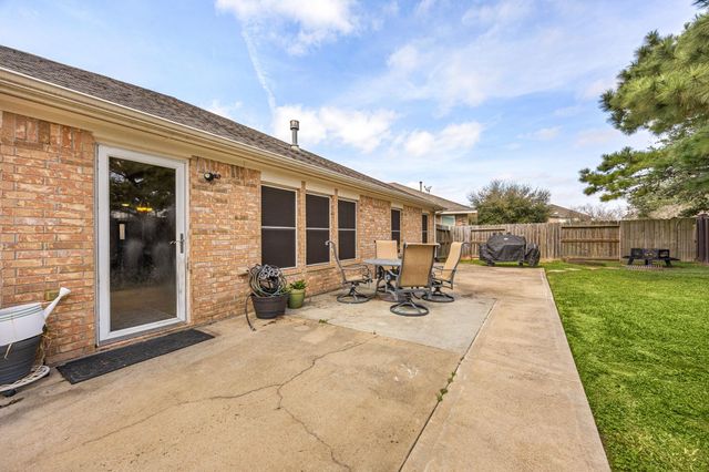 10022 Cedar Creek Court, Brookshire, TX 77423