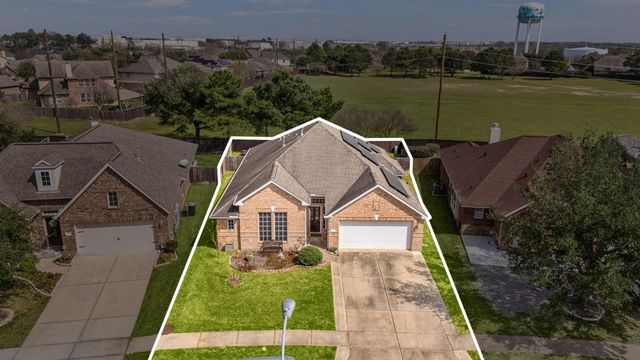10022 Cedar Creek Court, Brookshire, TX 77423