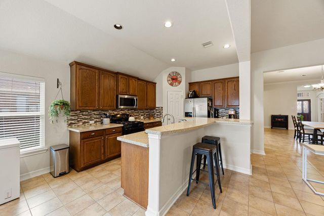 10022 Cedar Creek Court, Brookshire, TX 77423