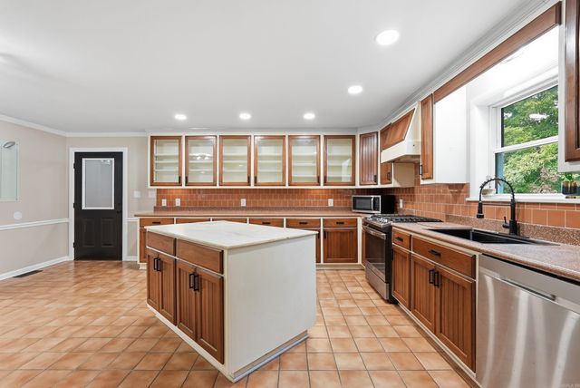 224 Longview Point, Hot Springs, AR 71913